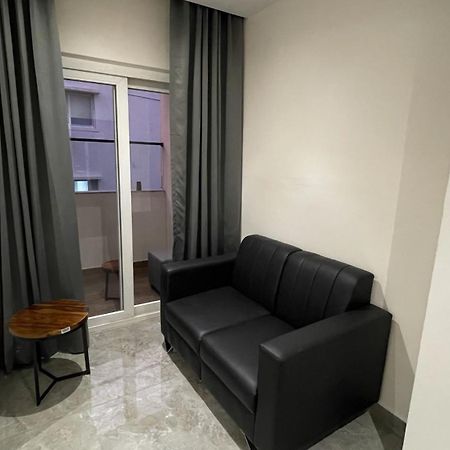 Hotel Silver Cle Hyderabad Exteriör bild